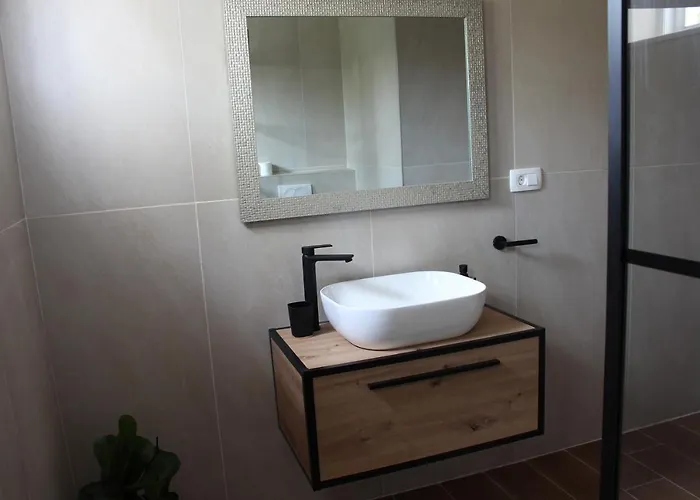 Pierre's Place Бибинье